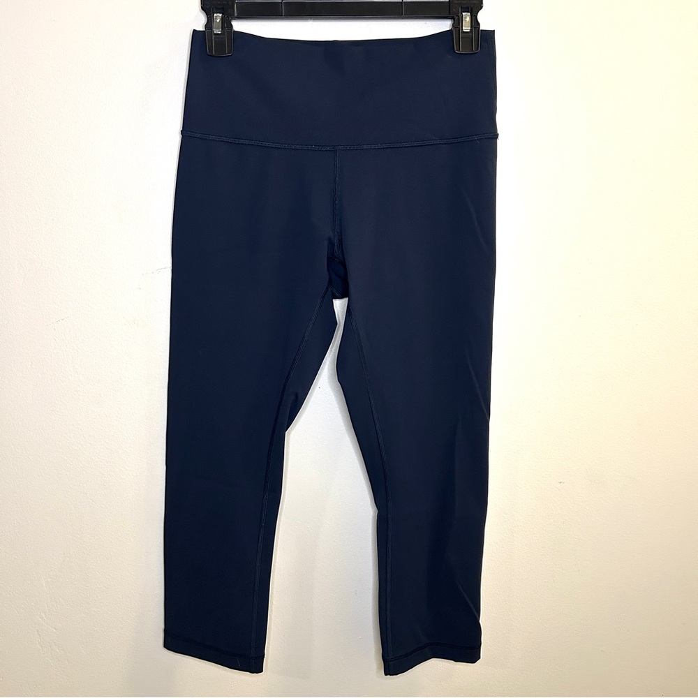Lulu Lemon Navy Blue Cropped Leggings